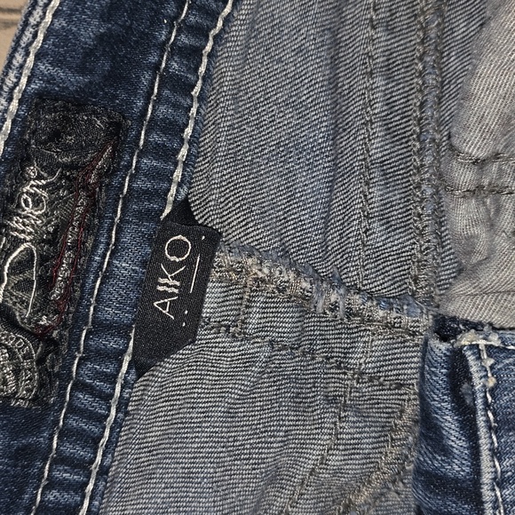 Womens silver brand jean shorts - Picture 4 of 4